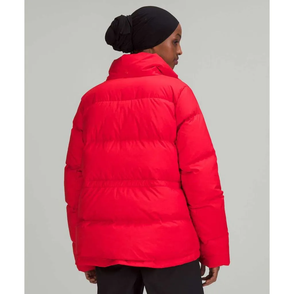 Lululemon Wunder Puff Jacket in Grenadine Red - Size 4