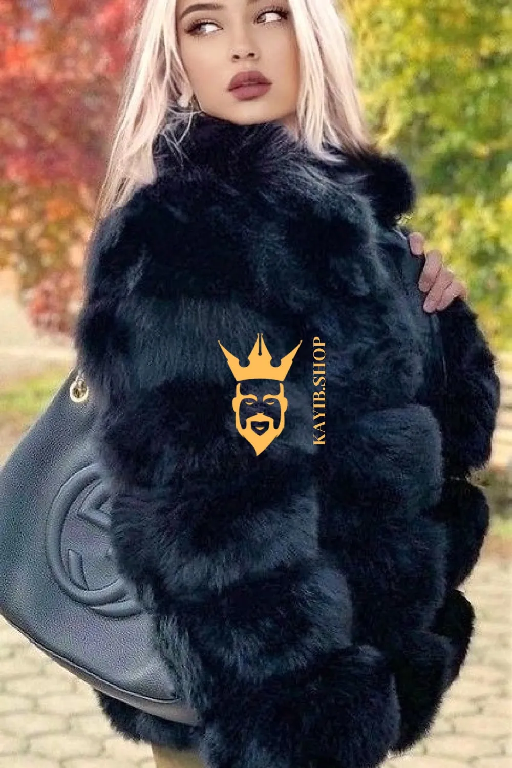 Winter Luxury Raccoon Fur Short Coat - Stay Stylish and Warm with Oversized Sleeves - 100% Real Fur Luxury